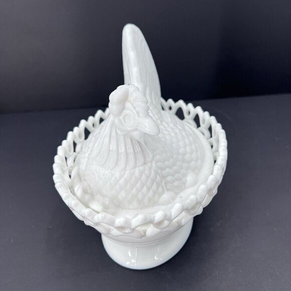 Antique White Milk Glass Large Nesting Chicken Hen Covered Dish - Picture 2 of 16